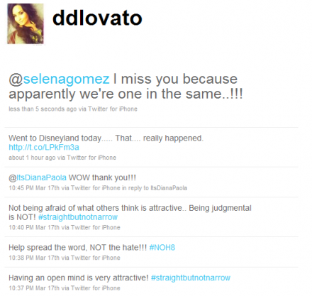 selena gomez and demi lovato 2011 dinner. Demi Lovato Sends Message To
