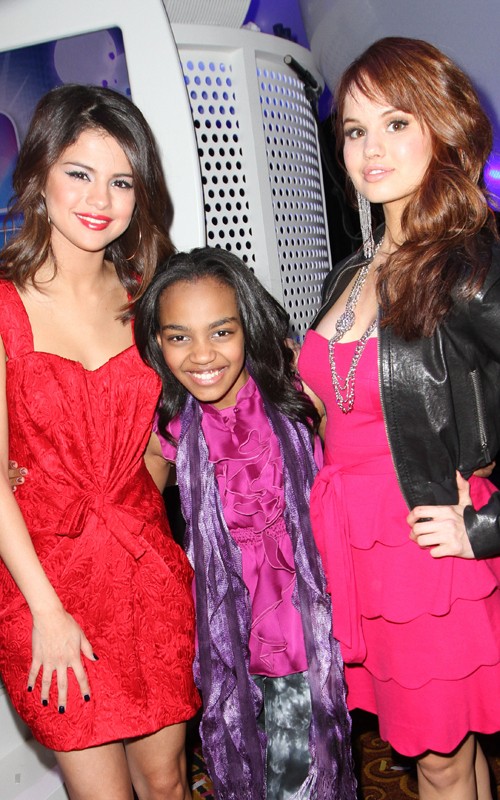 Selena Gomez was all smiles alongside Debby Ryan at Disney's Kids and Family
